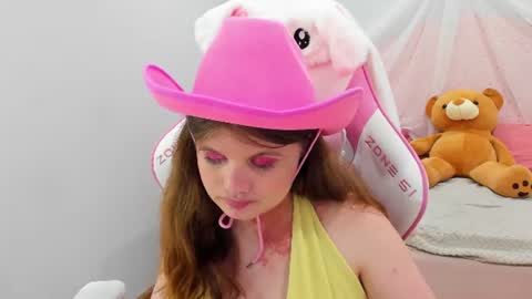 ChloeHalses online show from 30, 6, 2026