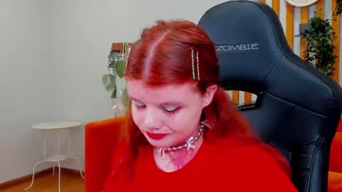 ChloeHalses online show from 3, 8, 2026