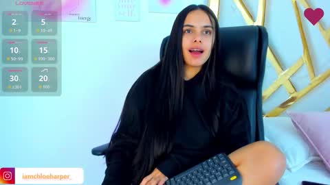  Chloe Harper  online show from 27, 9, 2025