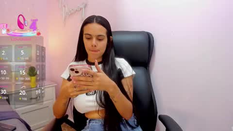  Chloe Harper  online show from 3, 10, 2025