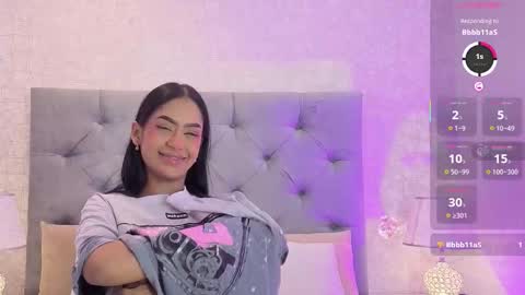 C H L O E  M O O N online show from 20, 3, 2026