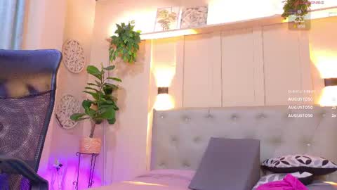 Chloe rosse online show from 25, 6, 2026