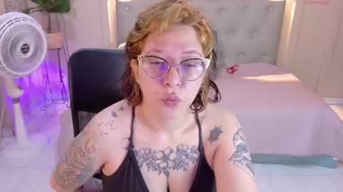 Chloe rosse online show from 28, 6, 2026