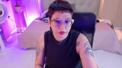 Chloe rosse online show from 6, 8, 2026
