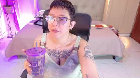 Chloe rosse online show from 8, 8, 2026
