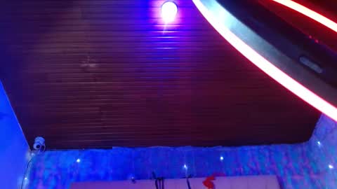 Snapshot of chlooe_zoe chatting on 13, 2, 2025 chlooe_zoe online show from 13, 2, 2025