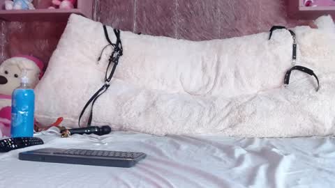 Snapshot of chlooe_zoe chatting on 17, 2, 2025 chlooe_zoe online show from 17, 2, 2025
