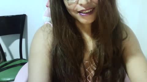 chochohot45 online show from 16, 2, 2025