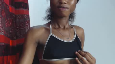 choco_petitqueen online show from 7, 12, 2024