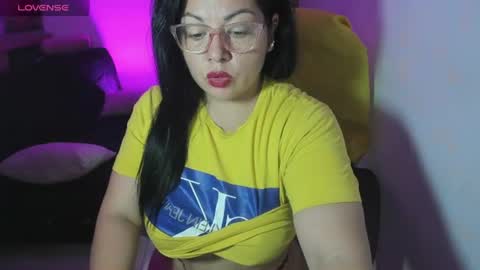 Snapshot of chocobunny_1 chatting on 21, 6, 2026 chocobunny_1 online show from 21, 6, 2026