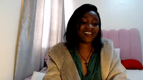 Snapshot of chocolate_desiree chatting on 17, 7, 2026 Lofti online show from 17, 7, 2026