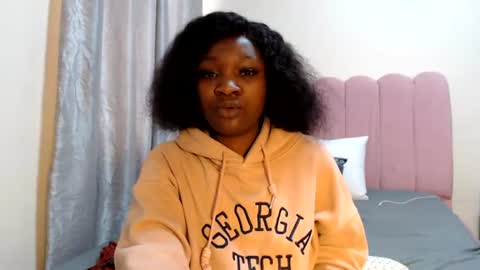 Snapshot of chocolate_desiree chatting on 28, 7, 2026 Lofti online show from 28, 7, 2026