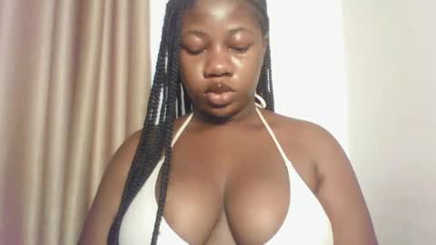 chocolateassgirl61 online show from 29, 10, 2025