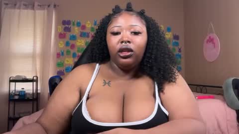Snapshot of chocolatebunnyxx69 chatting on 28, 7, 2026 Melina online show from 28, 7, 2026