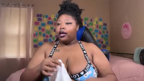 Snapshot of chocolatebunnyxx69 chatting on 1, 8, 2026 Melina online show from 1, 8, 2026