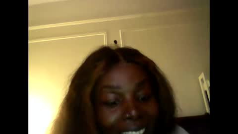 chocolatedrop_ online show from 24, 9, 2025