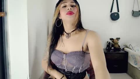 chocolatetriplex online show from 21, 10, 2025