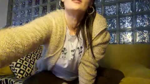 Snapshot of chocomon chatting on 11, 11, 2025 Happy flower online show from 11, 11, 2025