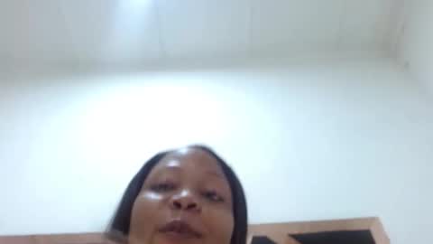 chocolatwoman online show from 6, 4, 2026