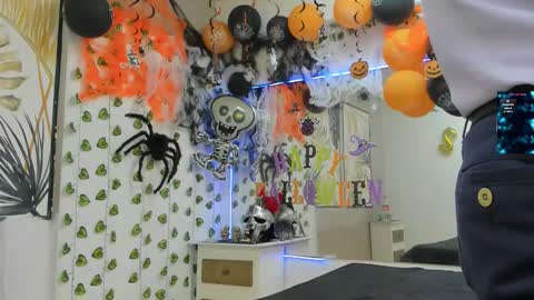 Chorey Thaylor online show from 25, 10, 2025