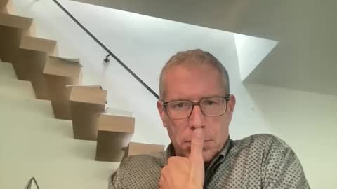 Snapshot of choupipat1 chatting on 10, 10, 2025 choupipat1 online show from 10, 10, 2025