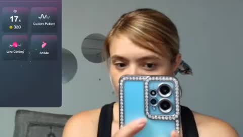 Snapshot of chris_sharon2023 chatting on 16, 2, 2025 Yarixa online show from 16, 2, 2025