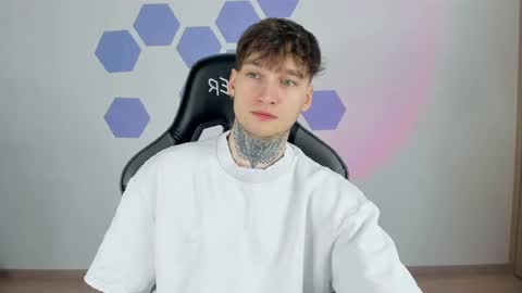 Chris Tyson online show from 26, 2, 2025