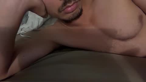 Snapshot of chrislover2125 chatting on 21, 3, 2026 chrislover2125 online show from 21, 3, 2026