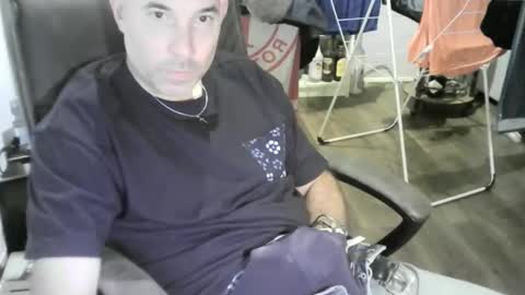 chrisprngr online show from 12, 9, 2025