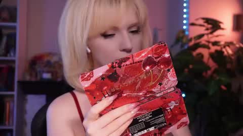 chriss_foxx online show from 23, 6, 2026
