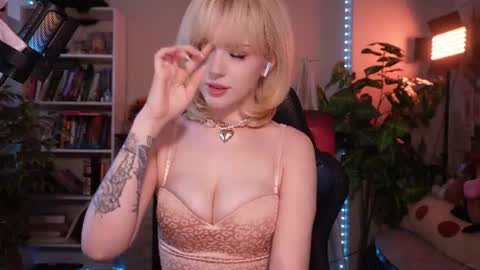 chriss_foxx online show from 1, 7, 2026