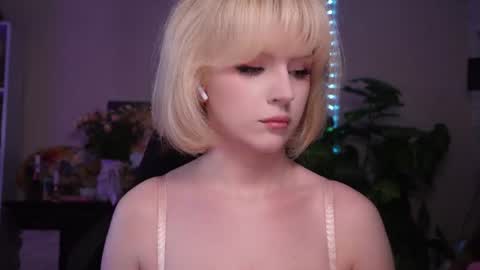 chriss_foxx online show from 14, 7, 2026