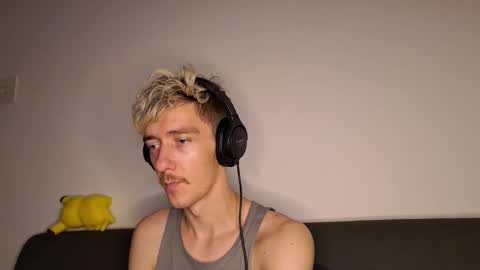 Snapshot of chrisslicer chatting on 28, 11, 2025 Christopher online show from 28, 11, 2025