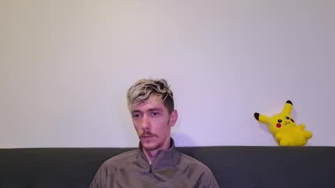 Snapshot of chrisslicer chatting on 18, 12, 2025 Christopher online show from 18, 12, 2025