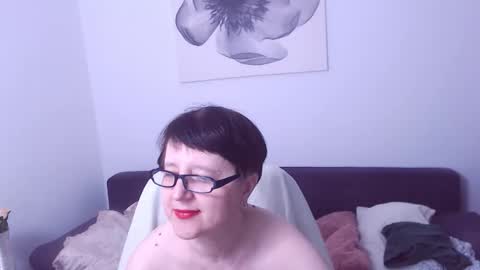 Christa online show from 1, 5, 2026