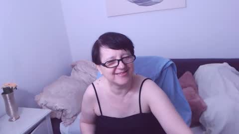 Christa online show from 12, 7, 2026