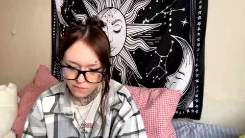 Snapshot of christelduffany chatting on 15, 3, 2026 Kristi online show from 15, 3, 2026