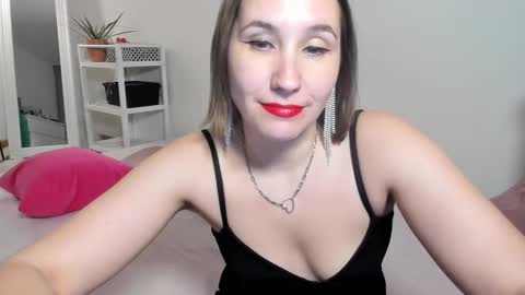 Snapshot of christina_rosse chatting on 1, 2, 2025 christina rosse online show from 1, 2, 2025