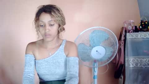 christine213 online show from 8, 3, 2025