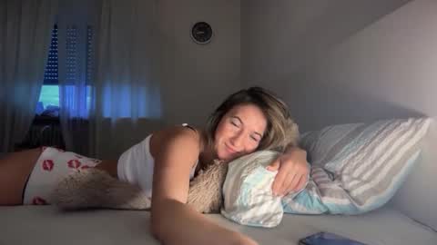 Snapshot of christine_666 chatting on 30, 10, 2025 Christine online show from 30, 10, 2025