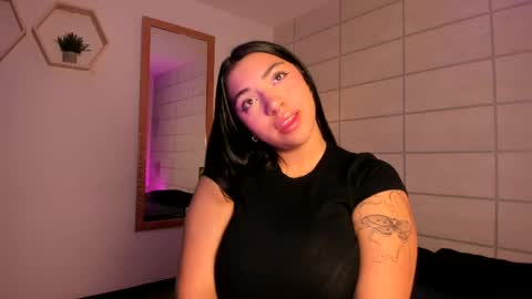 Christine  online show from 7, 5, 2026