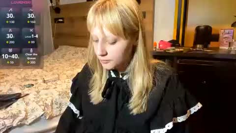 Snapshot of christinebrillhart chatting on 22, 3, 2026 Bella online show from 22, 3, 2026