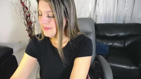 Christy Diaz online show from 24, 4, 2026