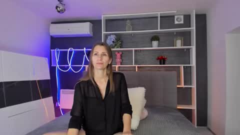 ChristyBrooks online show from 23, 10, 2025