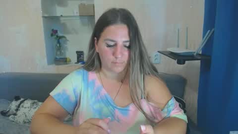 Snapshot of chrystalbella chatting on 11, 9, 2025 Diana online show from 11, 9, 2025