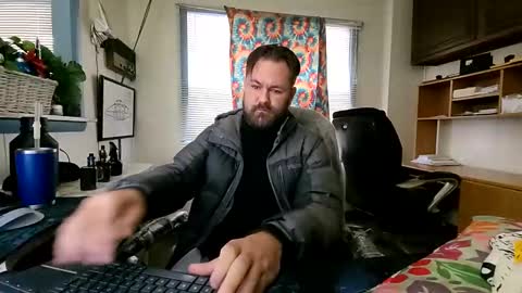 Snapshot of chuck7891 chatting on 28, 10, 2025 chuck7891 online show from 28, 10, 2025