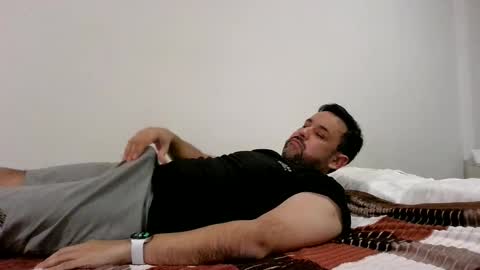 Snapshot of chupamelabi chatting on 7, 4, 2026 Guillote online show from 7, 4, 2026