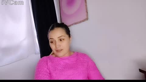 Snapshot of ciindy_lovee chatting on 17, 9, 2025 Ciindy Lovers online show from 17, 9, 2025