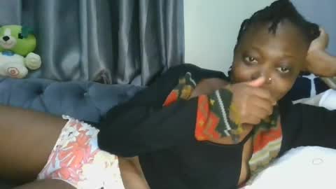 cilia petite online show from 24, 6, 2026