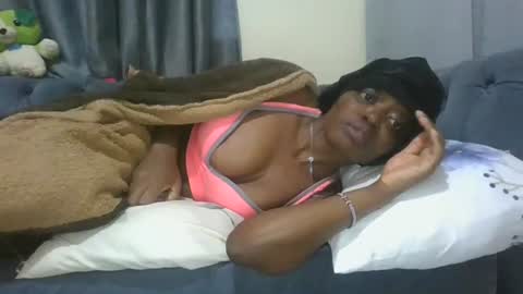 cilia petite online show from 24, 7, 2026